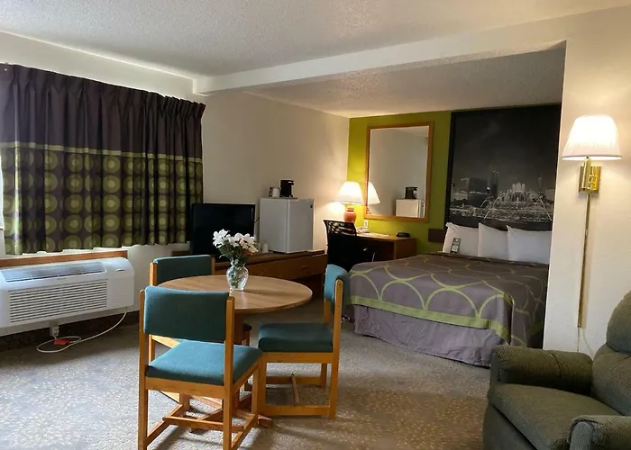 Super 8 By Wyndham Mokena/frankfort /i-80
